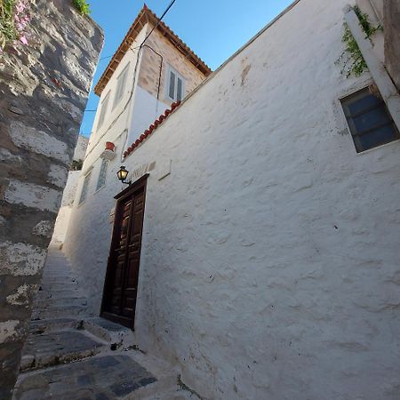 Christina'S Stone House Apartment Hydra  Exterior foto